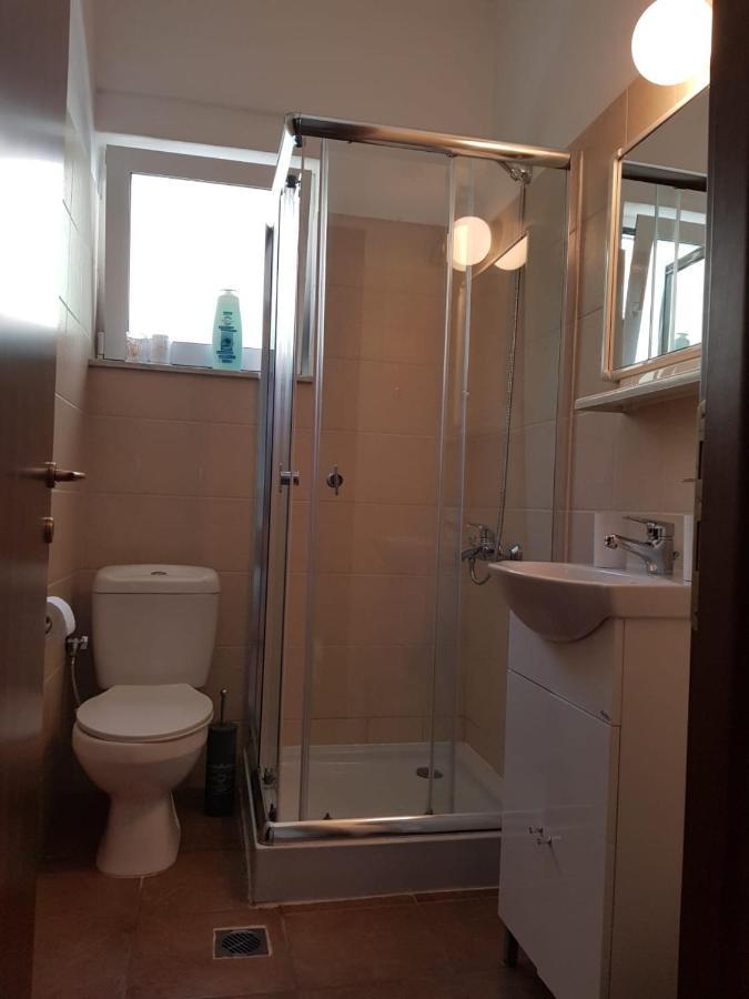 Apartamenty Rodzinne Kamena Vourla Exterior foto